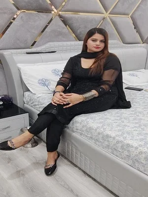 Call Girl in Ramnagar